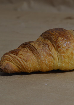 Croissant Farcito Alla Confettura di Albicocche